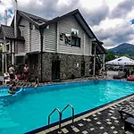 Hotel Whiteberry 3*