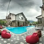 Hotel Whiteberry 3*