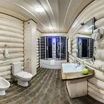 Whiteberry Hotel 3*