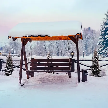 Whiteberry 3* Буковель