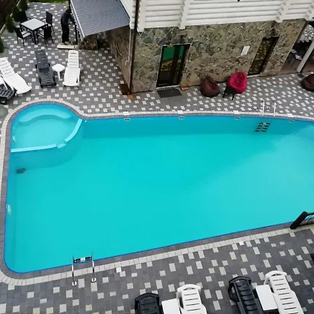 Whiteberry Буковель