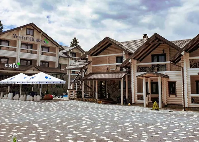Whiteberry Hotell 3*